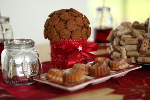 DIY Christmas Snacks: Delightful Homemade Treats for the Festive Season