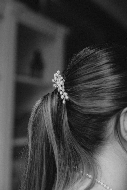 The Ultimate Guide to Mastering Hair Clip Styles